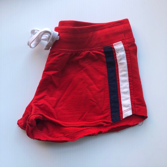 Comfy Shorts - Picture 2 of 4